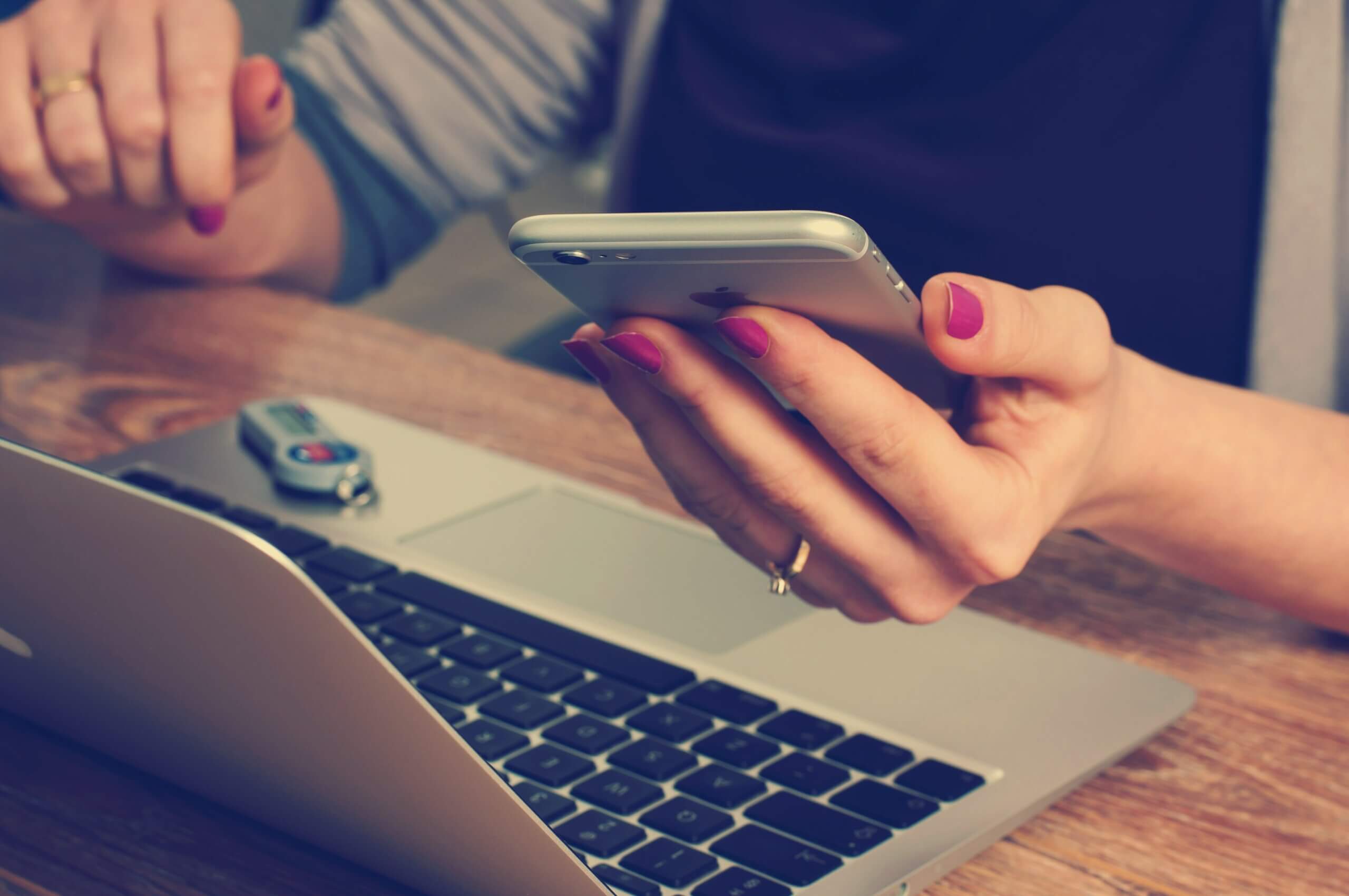 Scipio Ecommerce-Photo by Firmbee.com on Unsplash